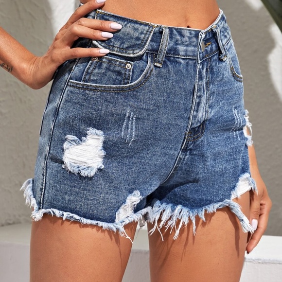 distressed frayed hem med wash denim shorts boho - Picture 7 of 10